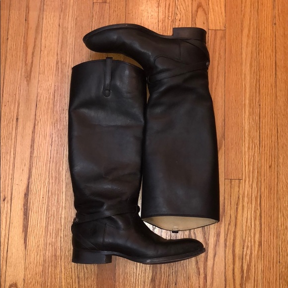 Frye Shoes - Moving sale * Frye Lindsay plate black boots